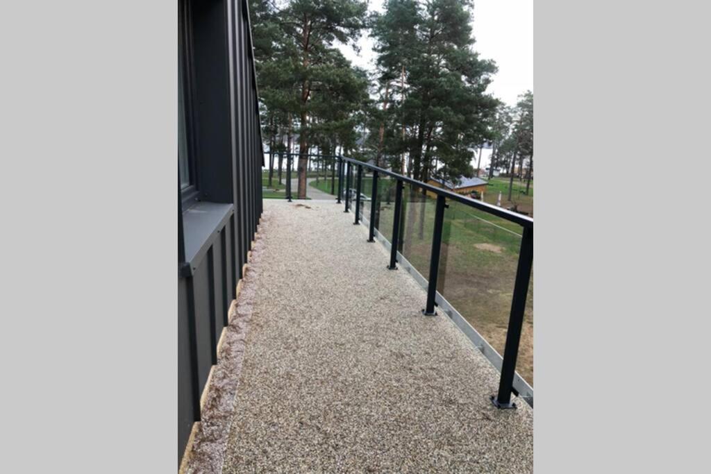 Апартаменты Dwupoziomowy Apartament Nad Jeziorem W Lesie Августув Экстерьер фото